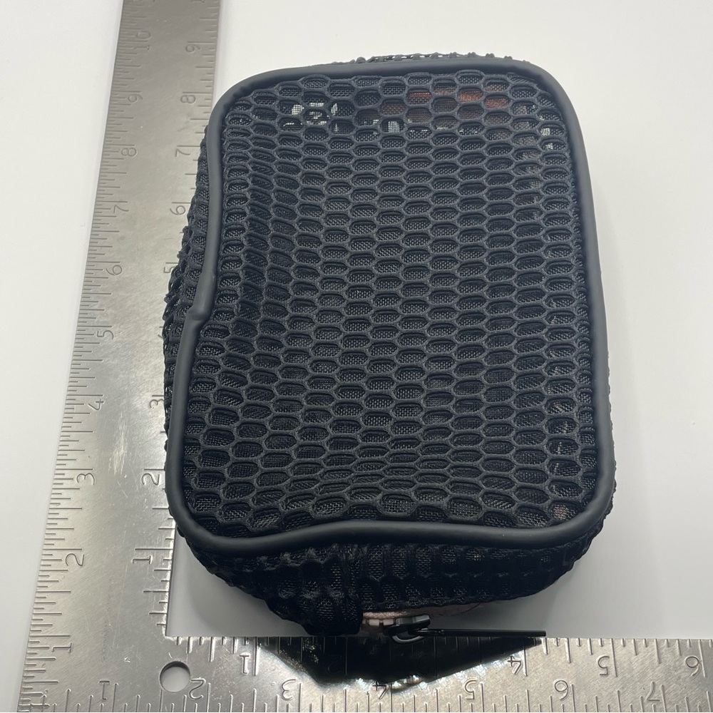 Fenty Beauty Black Mesh Makeup Bag with Pink Zipper - Picture 6 of 7